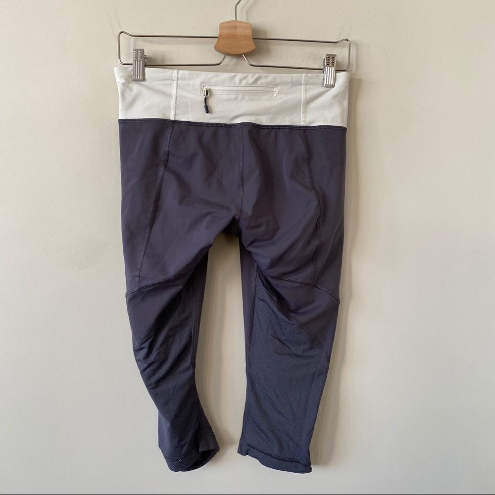 Lululemon Ruched Side Cropped Legging - Picture 5 of 8